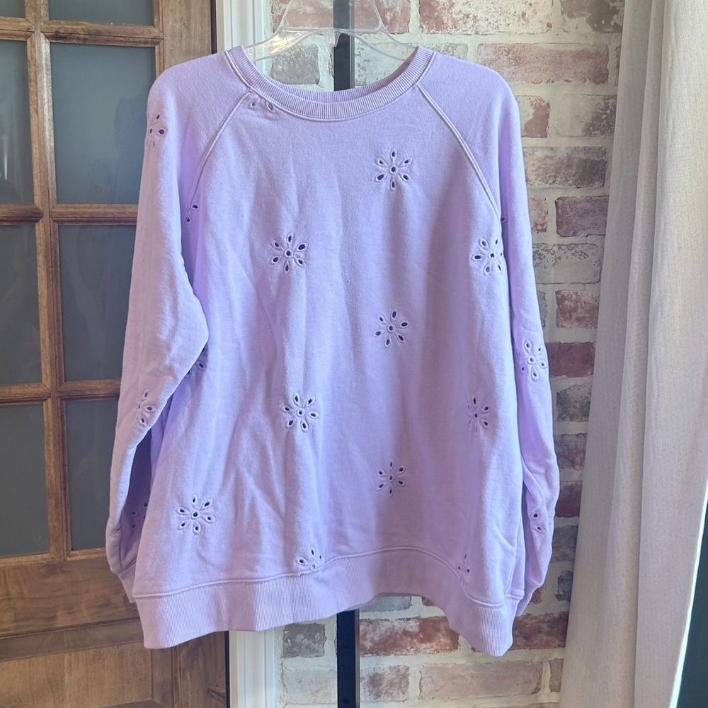 Torrid Sweatshirt Women Purple Eyelet Floral Embroidered Raglan Pullover Size 0